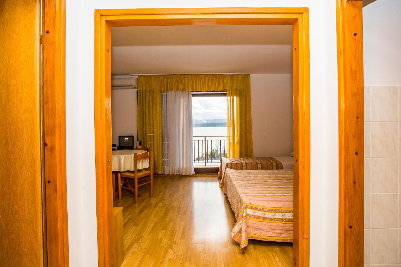 Apartmani Pava Omis Ngoại thất bức ảnh