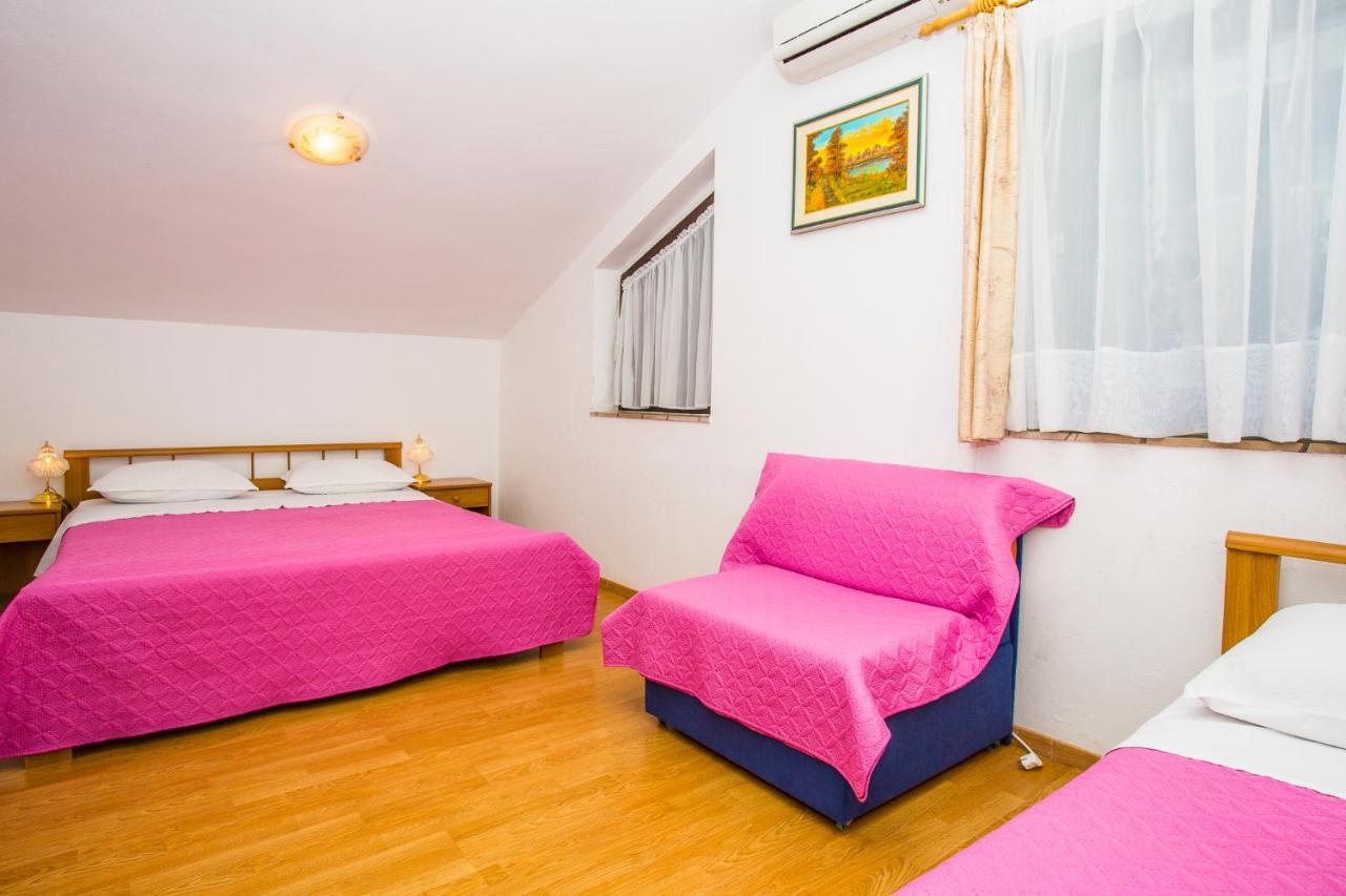 Apartmani Pava Omis Ngoại thất bức ảnh