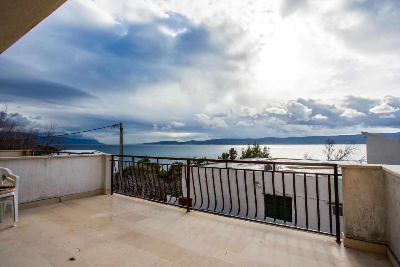 Apartmani Pava Omis Ngoại thất bức ảnh