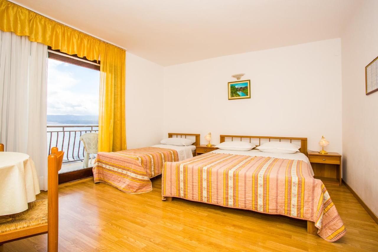 Apartmani Pava Omis Ngoại thất bức ảnh