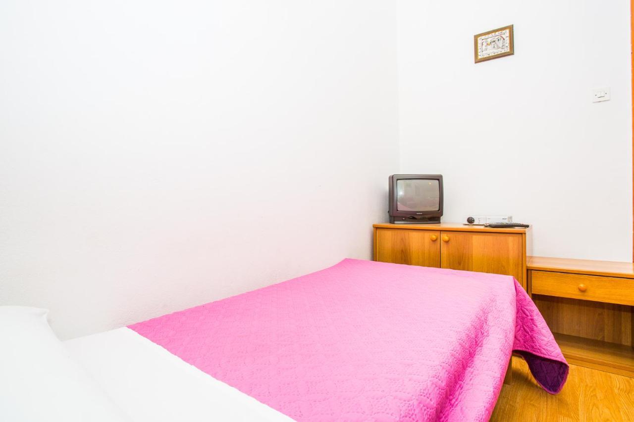 Apartmani Pava Omis Ngoại thất bức ảnh