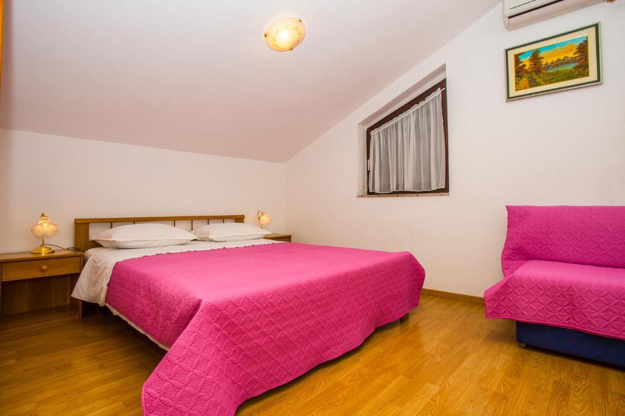 Apartmani Pava Omis Ngoại thất bức ảnh